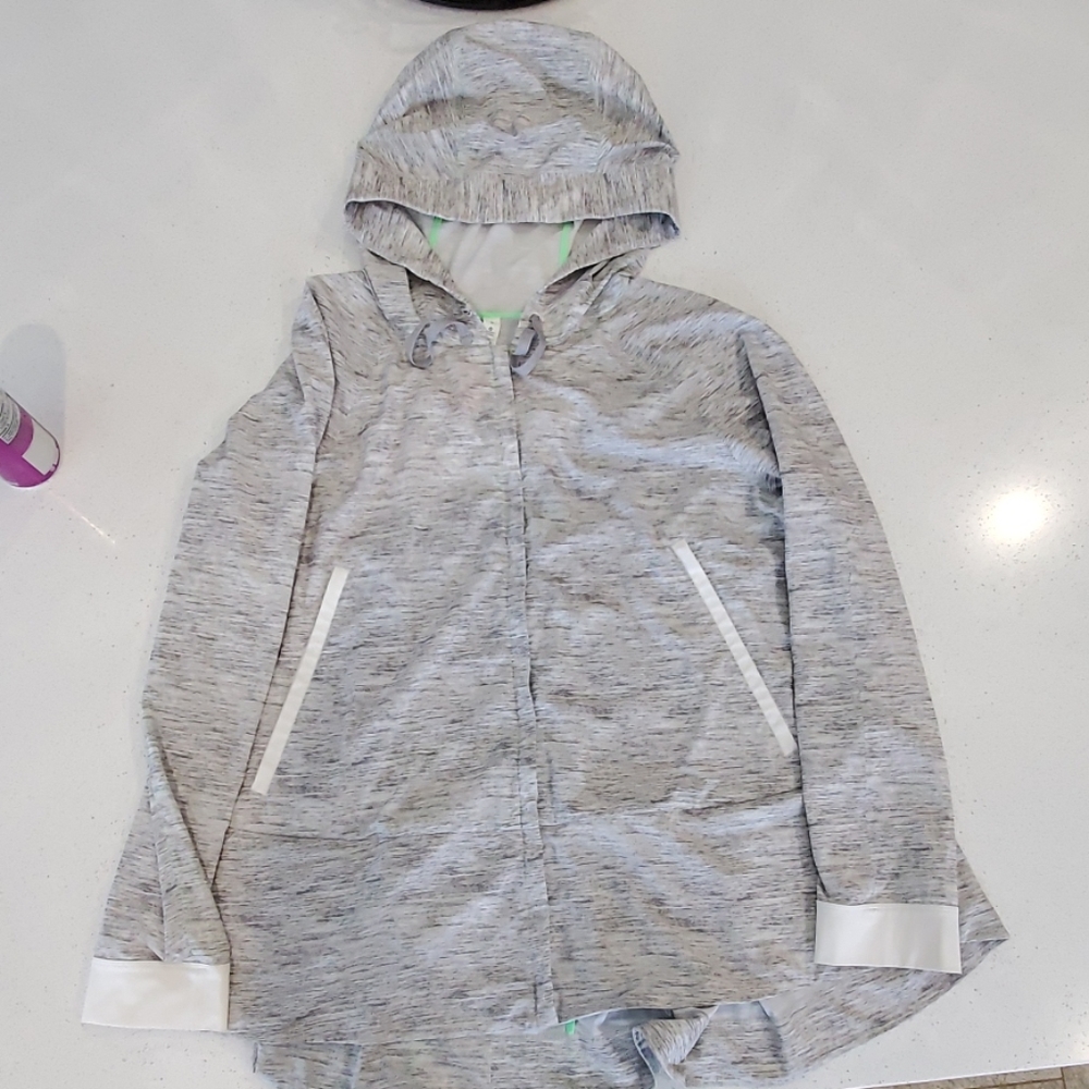 Lululemon gray jacket 8